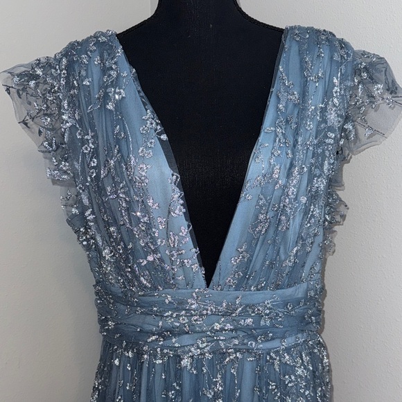 Elegant Blue Embellished Gown - Picture 4 of 6